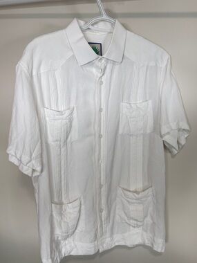 Centuries Men's White Short-Sleeve Casual Button-Down Shirt